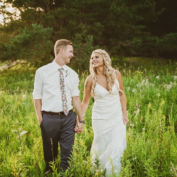 Welcome fellow Poshers! I'm Mandy! - Picture 3 of 4